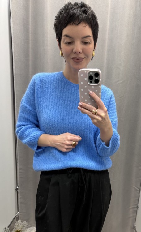 Sweter niebieski