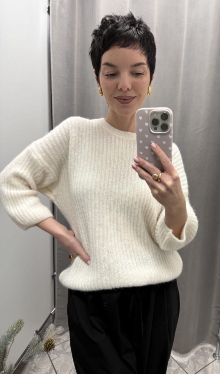 Sweter śmietana